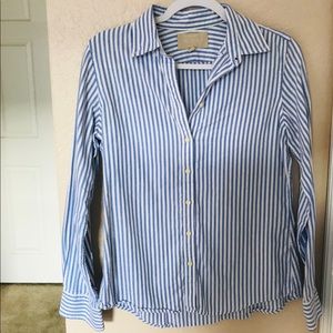 BANANA REPUBLIC BUTTON DOWN